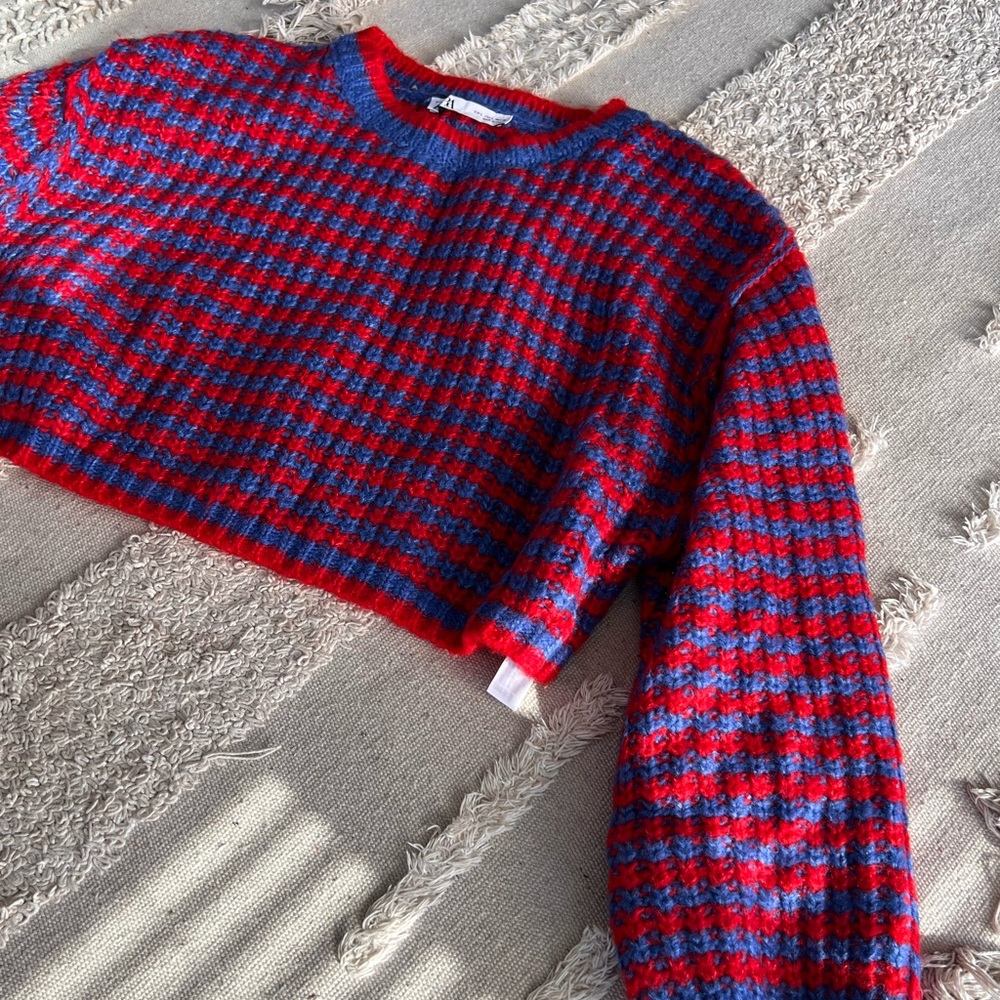Zara Cropped Sweater
